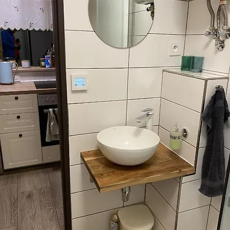 Horska U Kamenicka Apartment